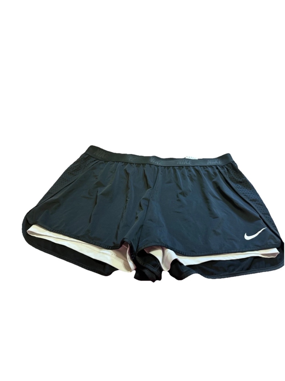 Nike Dri-Fit Women’s Black/White Athletic Shorts! 2XL 40x5